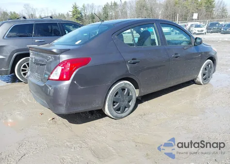 2015 Nissan Versa 1.6 S+ z USA, uszkodzony, nr VIN 3N1CN7AP0FL887911